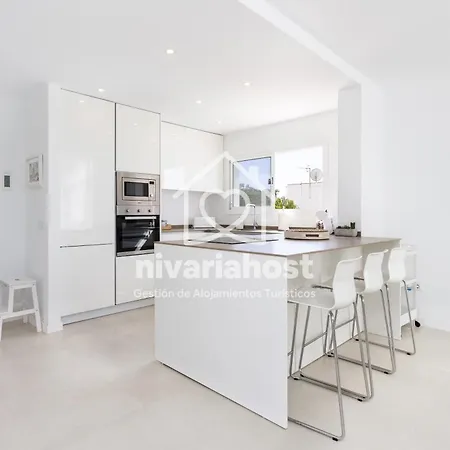 Private Pool Villa, Bellavista By Nivariahost Costa Del Silencio