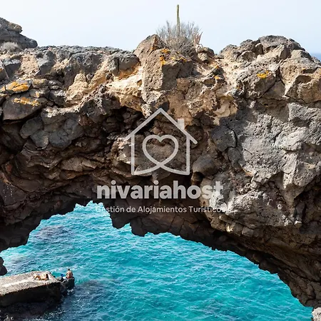 Private Pool Villa, Bellavista By Nivariahost Βίλα