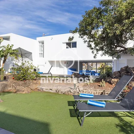 Βίλα Private Pool Villa, Bellavista By Nivariahost *