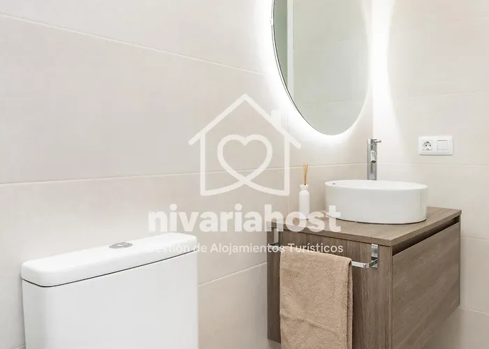 Private Pool Villa, Bellavista By Nivariahost *