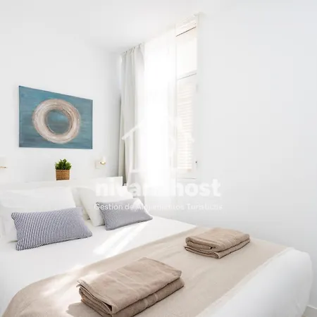 Private Pool Villa, Bellavista By Nivariahost ヴィラ