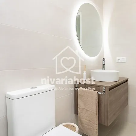 Private Pool Villa, Bellavista By Nivariahost *