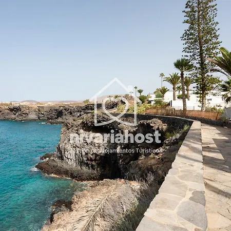 Private Pool Villa, Bellavista By Nivariahost ヴィラ *