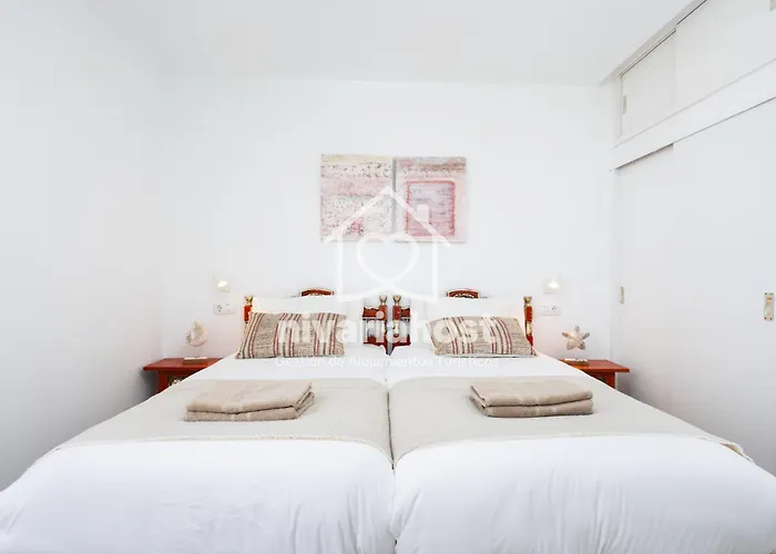 Private Pool Villa, Bellavista By Nivariahost *