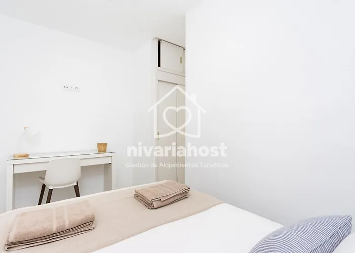 Private Pool Villa, Bellavista By Nivariahost