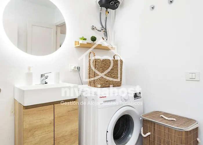 Private Pool Villa, Bellavista By Nivariahost Βίλα